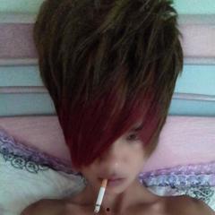 杀马特拉菲吃瓜,吃瓜群众揭秘杀马特拉菲的疯狂人生